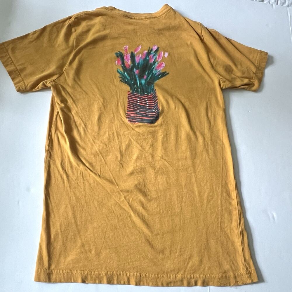 Harry Styles Official Graphic T-Shirt 2022 Harry’s House Floral Women’s Small